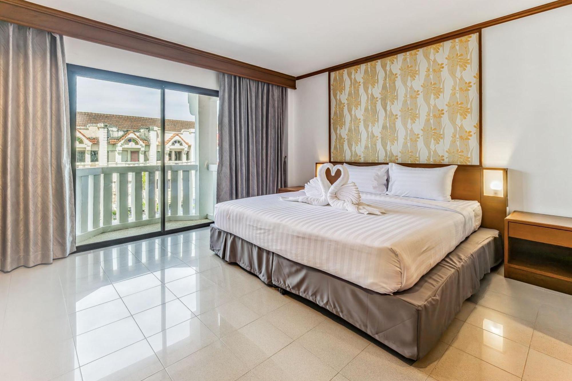 Rattana Beach Hotel Karon Room photo