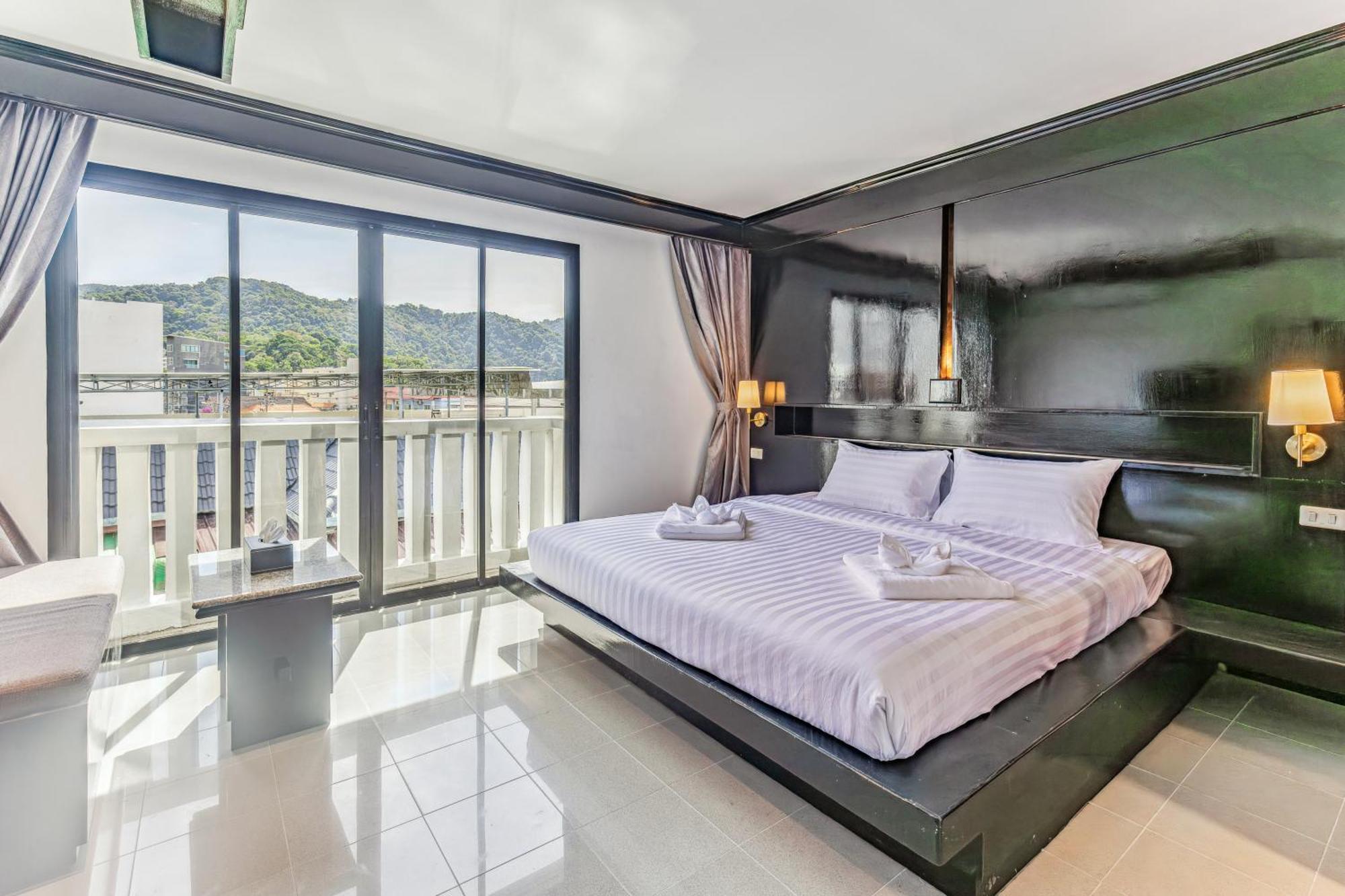 Rattana Beach Hotel Karon Exterior photo