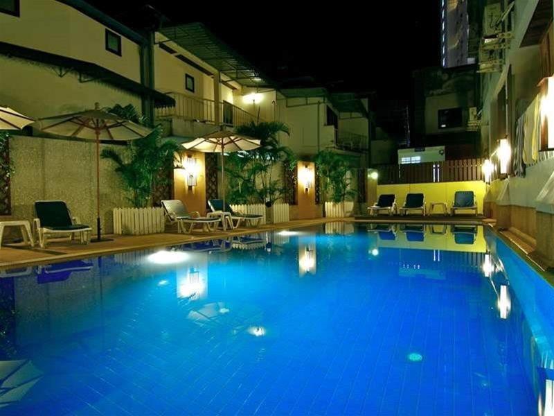 Rattana Beach Hotel Karon Exterior photo