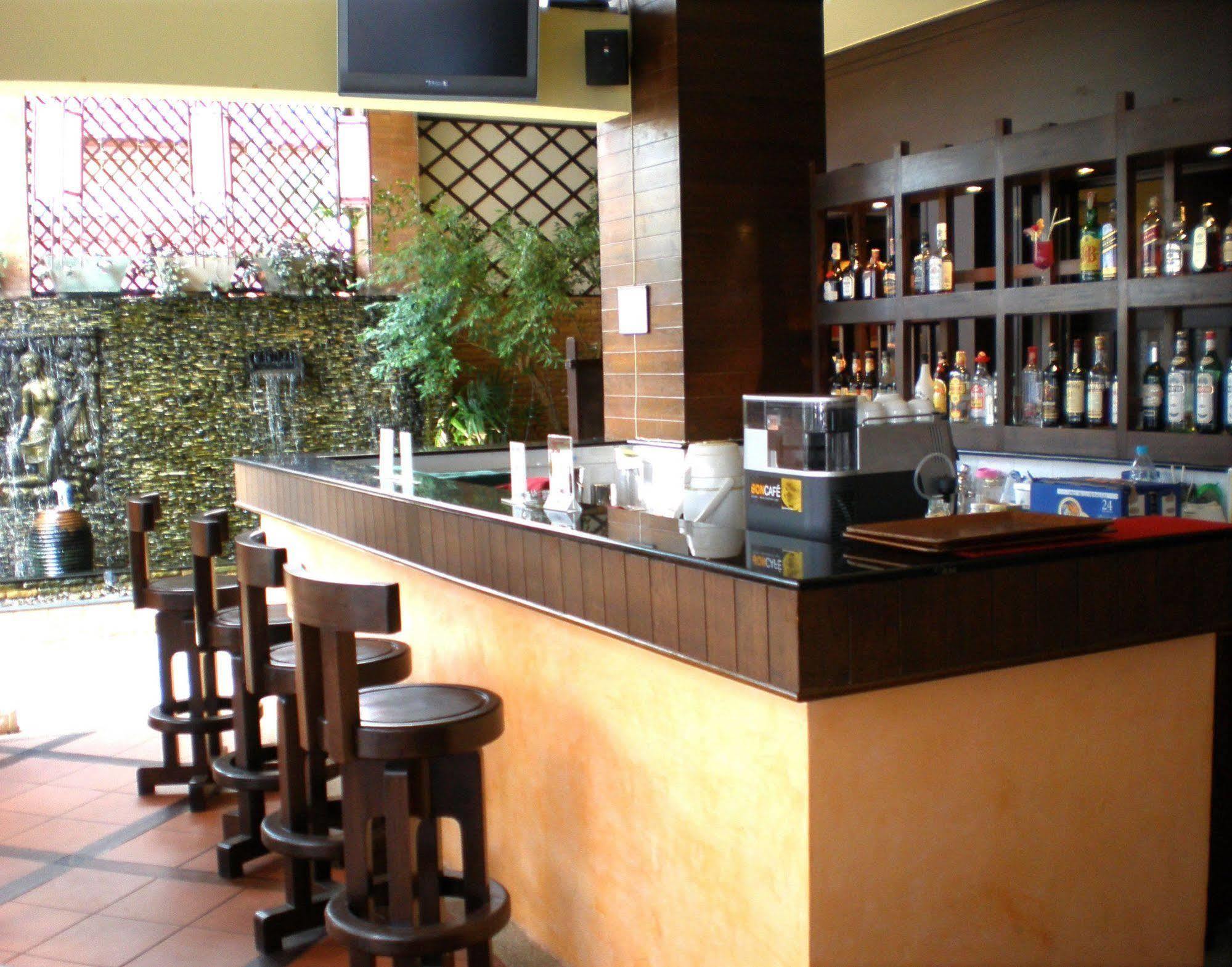 Rattana Beach Hotel Karon Exterior photo